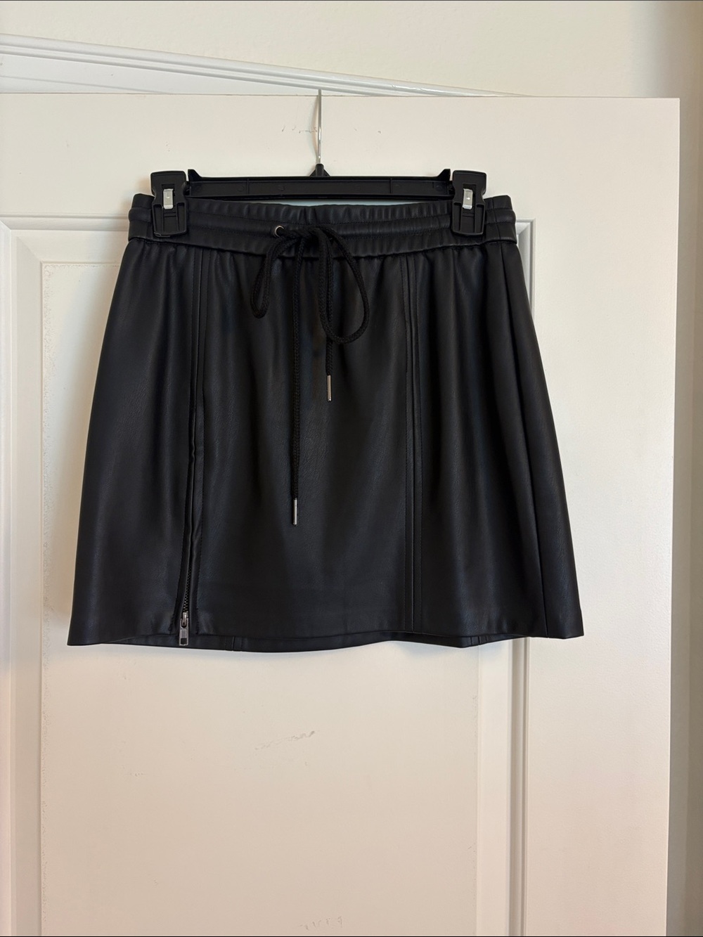 Kendall & Kylie Black Faux Leather Drawstring Mini Skirt